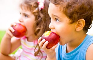 Kids-Eating-Healthy-Fruit.jpg